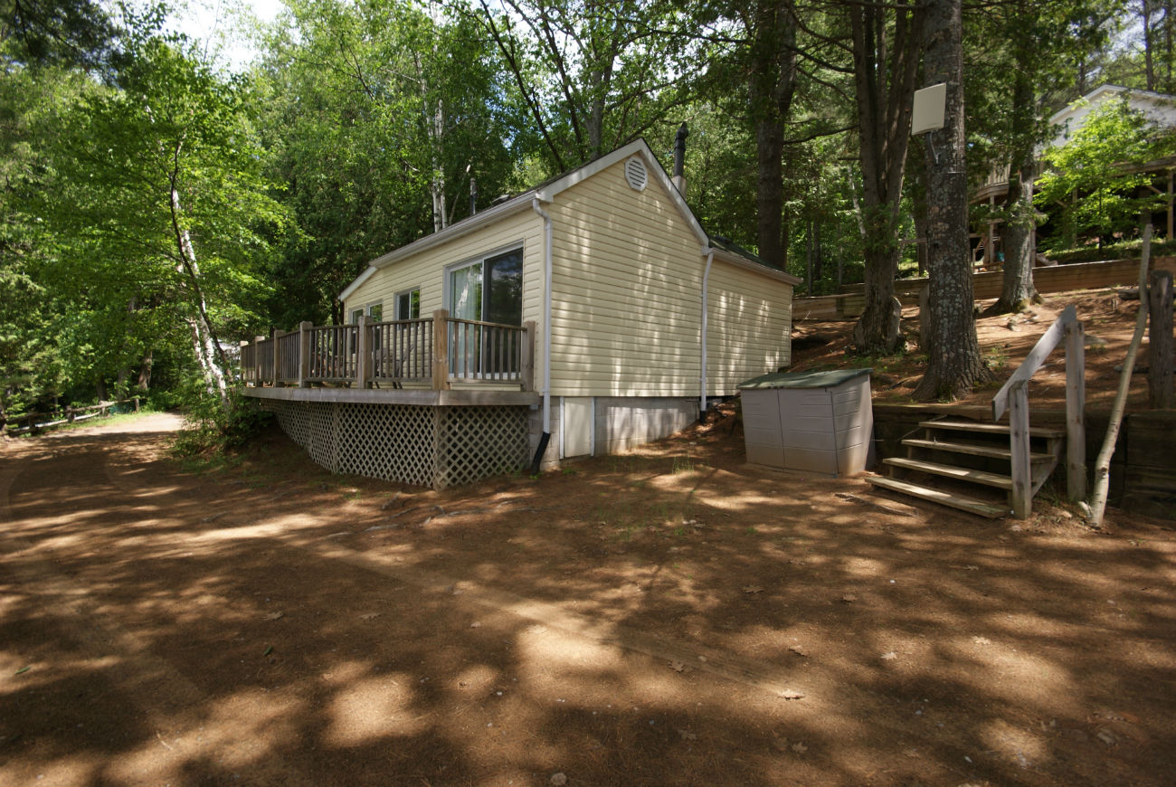 Little Lakeridge Cottage At Chandos Lake Resort Kawartha Cottage