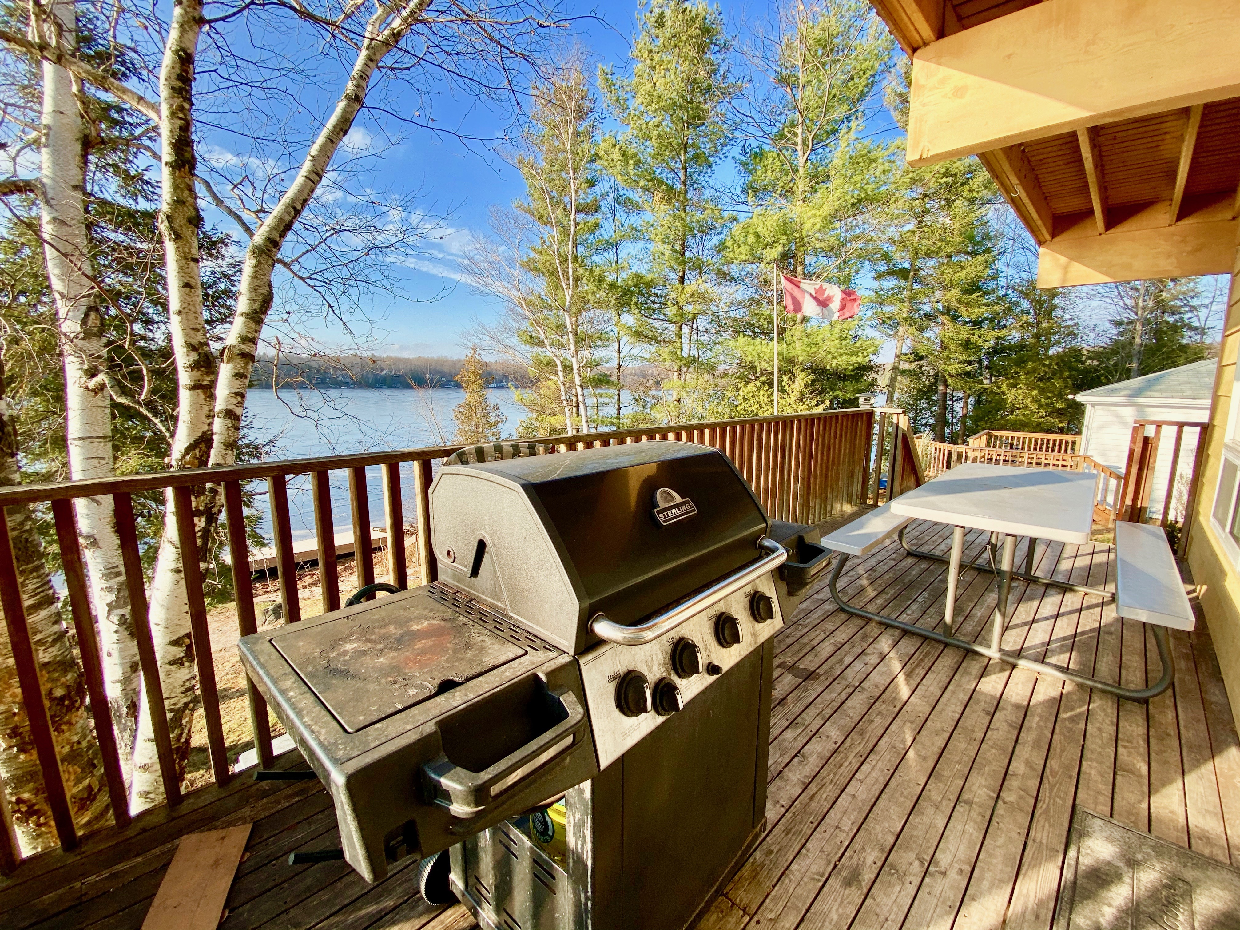 Lakeside Beach Haven On Cordova Lake Kawartha Cottage Vacations