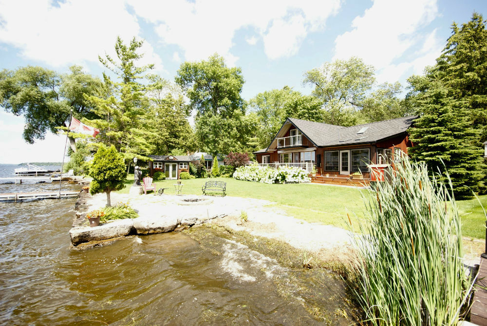 Tuscany Place On Sturgeon Lake Kawartha Cottage Vacations